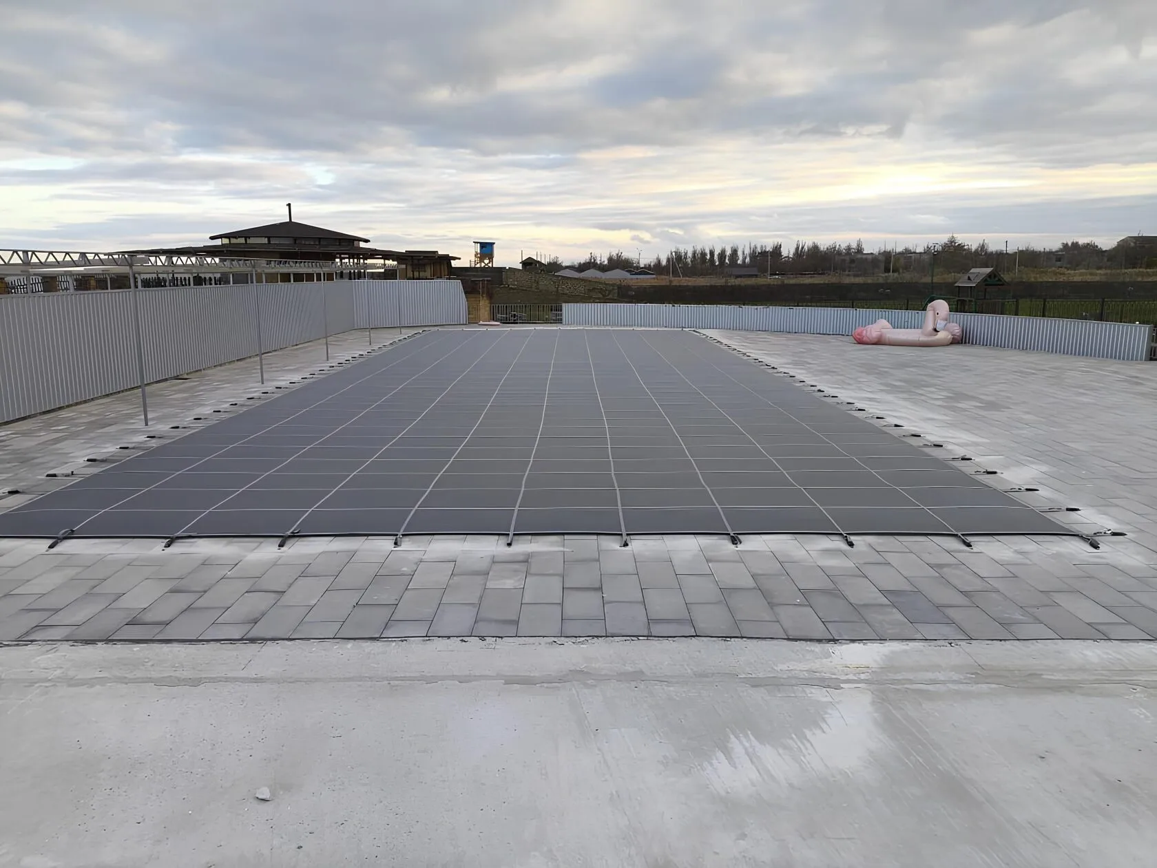 Защитное покрывало для бассейна в Мурманске